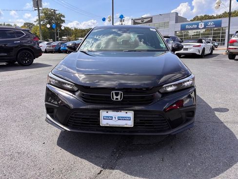 Used 2024 Honda Civic Sport image 2