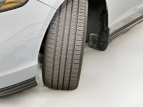 Certified 2025 Honda Accord EX-L image 25