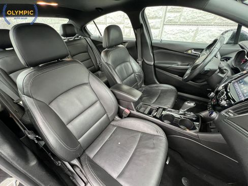 Used 2017 Chevrolet Cruze Premier FWD image 43