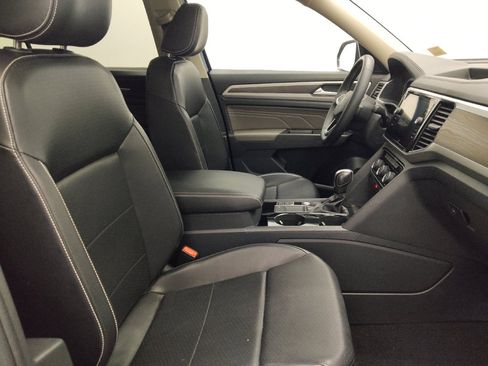 Used 2022 Volkswagen Atlas SE w/ Panoramic Sunroof Package FWD image 21