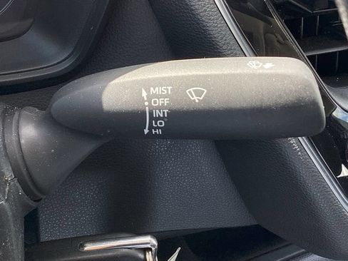 Used 2025 Toyota Corolla LE FWD image 20