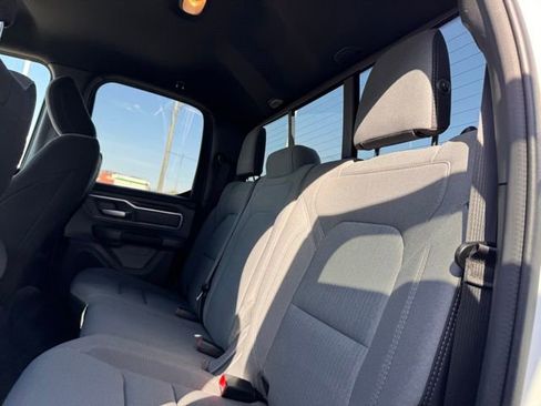 Used 2022 RAM 1500 Big Horn AWD/4WD image 11