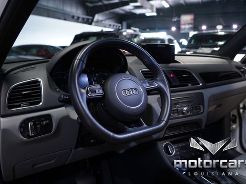 Used 2018 Audi Q3 2.0T Premium Plus w/ S Line Competition Package image 26