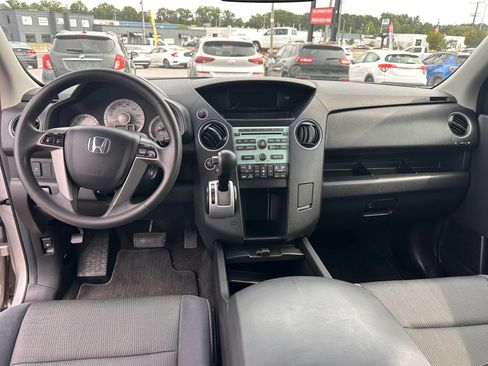 Used 2011 Honda Pilot EX image 17