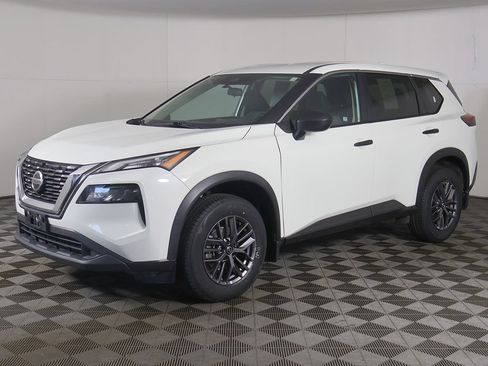 Used 2021 Nissan Rogue S AWD/4WD image 5