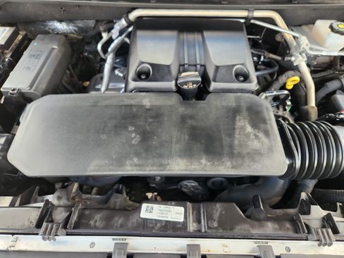 Used 2024 Chevrolet Colorado Trail Boss w/ Advanced Trailering Package AWD/4WD image 32