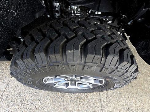 New 2026 Jeep Gladiator Mojave AWD/4WD image 32
