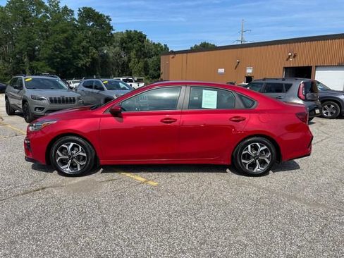 Used 2021 Kia Forte LXS FWD image 7