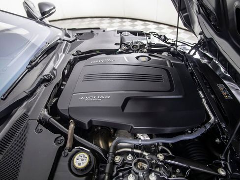 Used 2021 Jaguar F-TYPE Coupe image 39