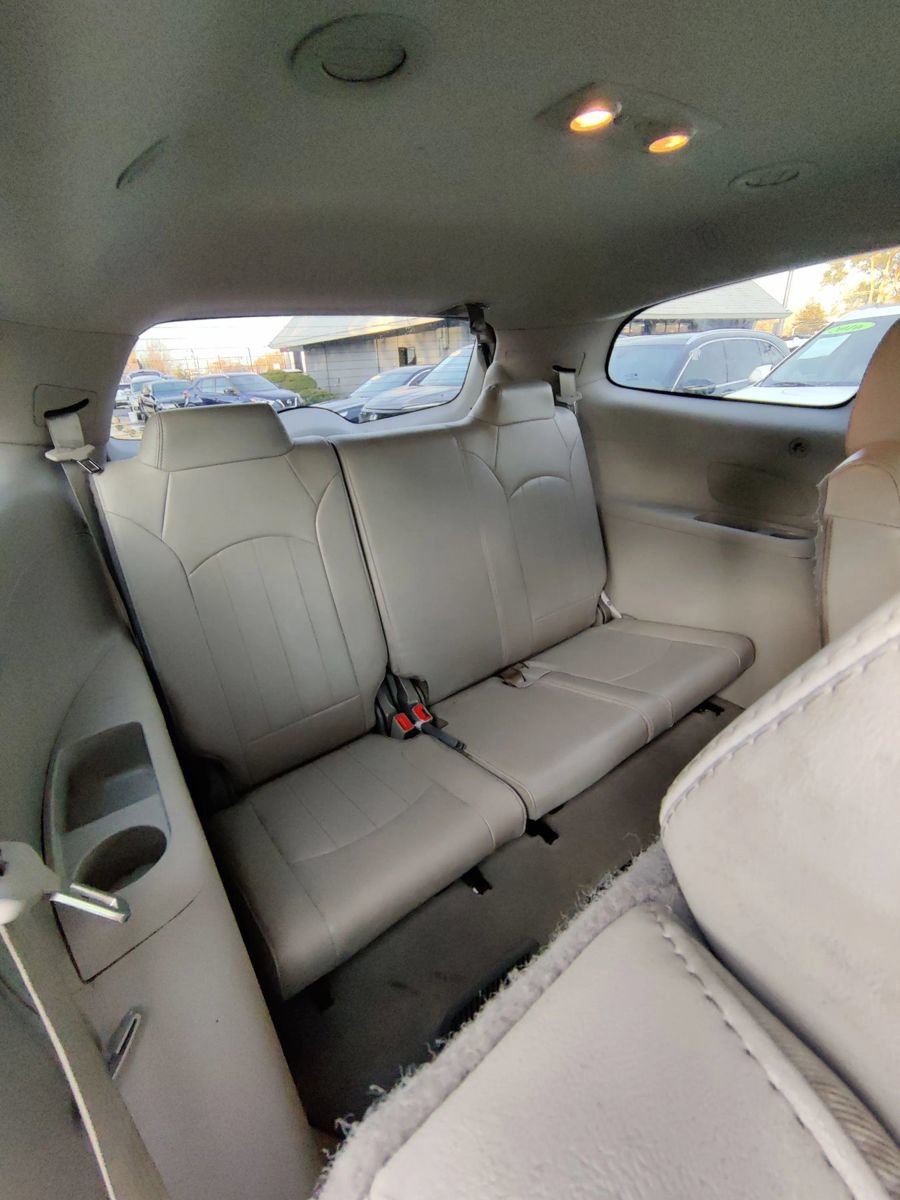 Used 2016 Buick Enclave Leather AWD/4WD image 17
