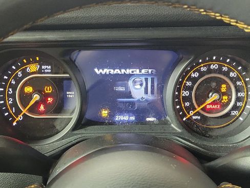 Used 2024 Jeep Wrangler Sport AWD/4WD image 17