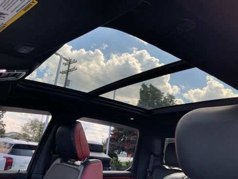 Used 2019 RAM 1500 Rebel w/ Rebel Level 2 Equipment Group AWD/4WD image 9