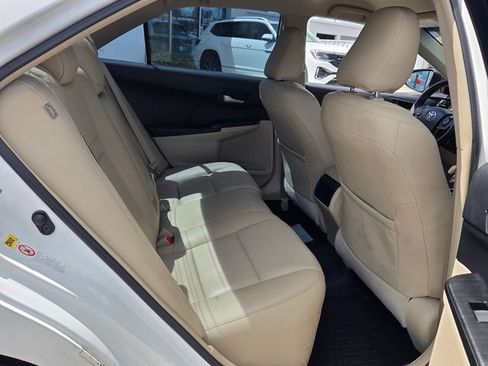 Used 2012 Toyota Camry LE FWD image 15