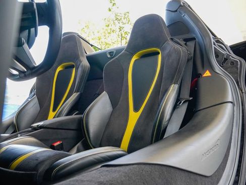 Used 2021 McLaren 720S Spider RWD image 47