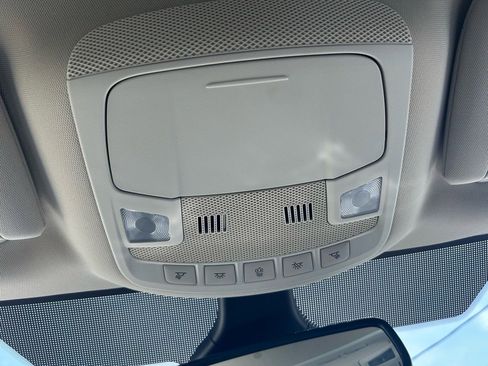 Used 2022 Ford Edge SEL w/ Convenience Package image 32