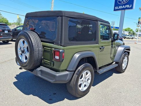 Used 2023 Jeep Wrangler Sport AWD/4WD image 9