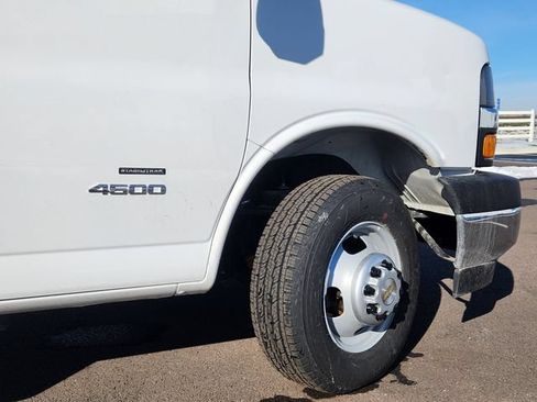 New 2026 Chevrolet Express 4500 w/ Power Convenience Package RWD image 36