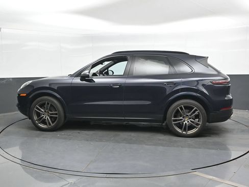 Used 2023 Porsche Cayenne AWD/4WD image 9