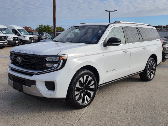 Used 2025 Ford Expedition Max Platinum w/ Driver's Package AWD/4WD image 9