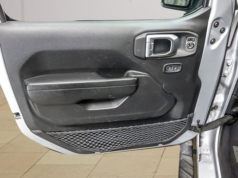 Used 2023 Jeep Wrangler Unlimited Sport AWD/4WD image 21