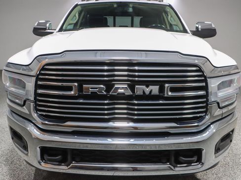 Used 2020 RAM 2500 Laramie AWD/4WD image 4
