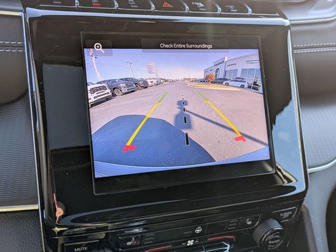 New 2025 Jeep Grand Cherokee Laredo X w/ Luxury Tech Group I image 20