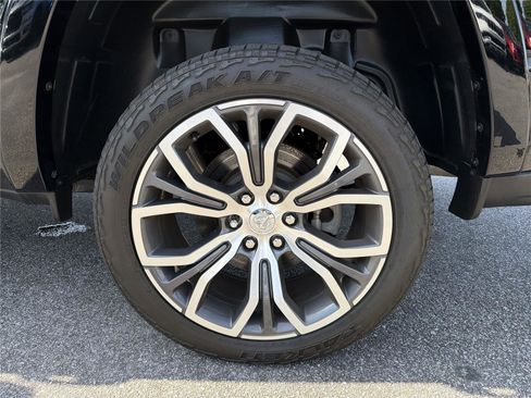 Used 2025 RAM 1500 Tungsten w/ Off Road Group AWD/4WD image 20