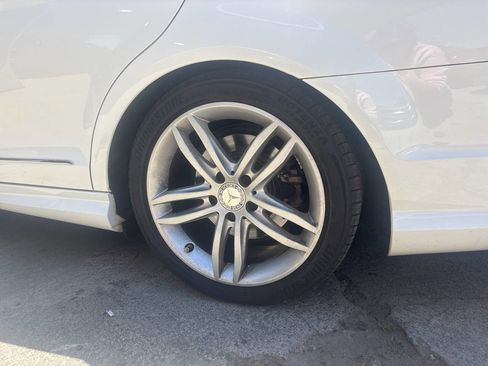 Used 2013 Mercedes-Benz C 250 Sedan image 19