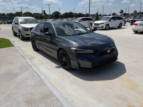 Used 2025 Honda Civic Sport image 1