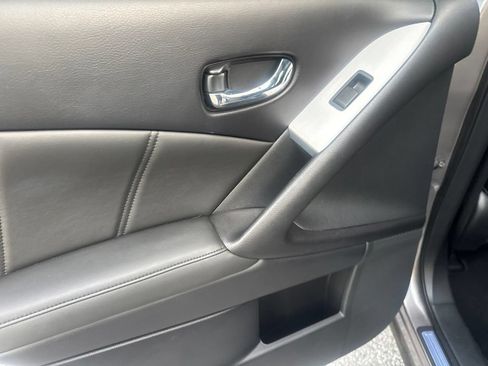 Used 2012 Nissan Murano SL FWD image 11