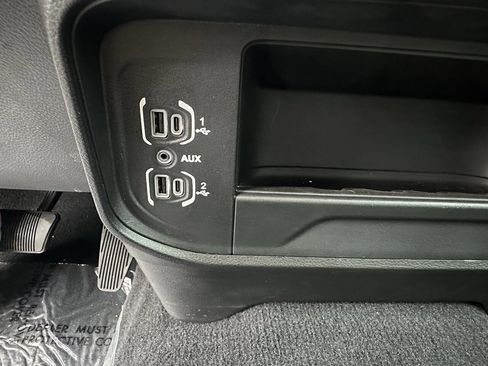 Used 2024 RAM 2500 Big Horn image 25