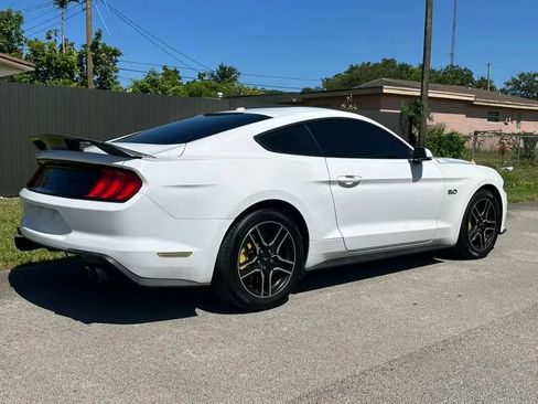 Used 2019 Ford Mustang GT Premium RWD image 4