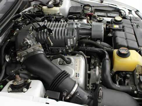 Used 2004 Ford Mustang Cobra RWD image 30