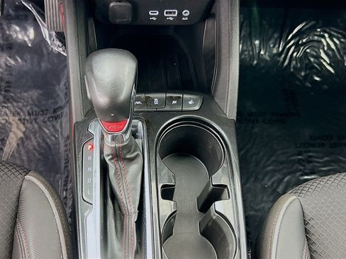 Used 2023 Chevrolet TrailBlazer RS image 17