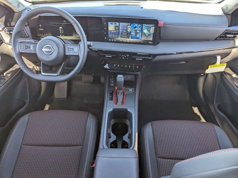 New 2026 Nissan Kicks SR w/ SR Premium Package FWD image 21