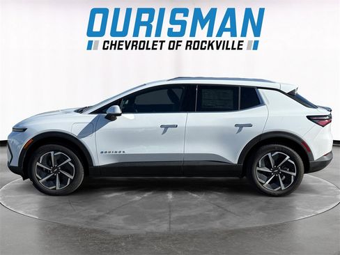 New 2026 Chevrolet Equinox EV LT image 3