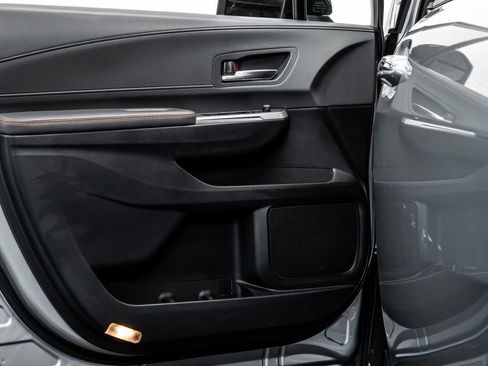 Used 2021 Toyota Sienna XSE image 19