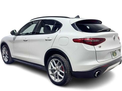 Used 2019 Alfa Romeo Stelvio Ti Sport w/ Quick Order Package 22S Sport image 3