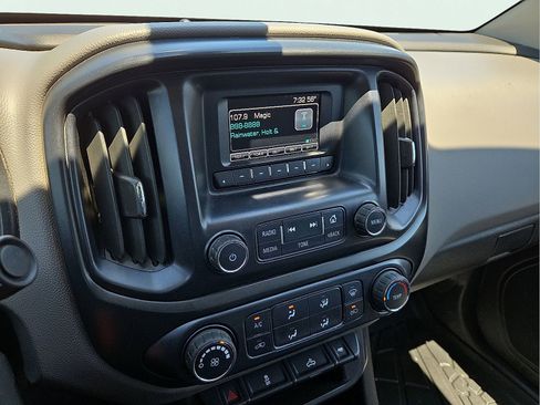 Used 2016 Chevrolet Colorado W/T w/ WT Convenience Package AWD/4WD image 16