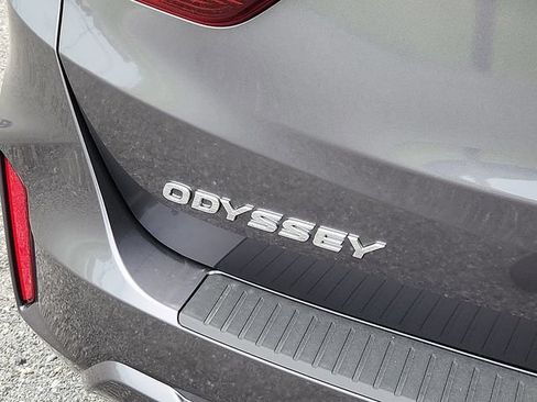 Certified 2026 Honda Odyssey EX-L image 32