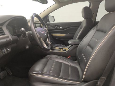Used 2019 GMC Acadia Denali w/ Technology Package AWD/4WD image 17