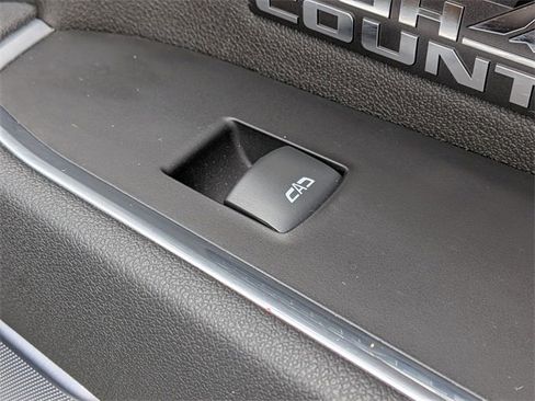 Used 2025 Chevrolet Silverado 1500 High Country w/ High Country Premium Package image 38