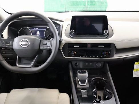 New 2026 Nissan Rogue SV w/ SV Premium Package image 13