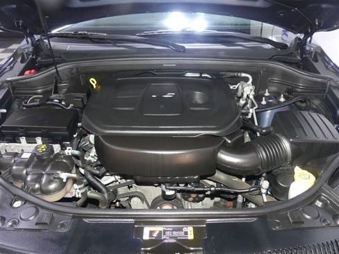 Used 2021 Dodge Durango SXT image 12