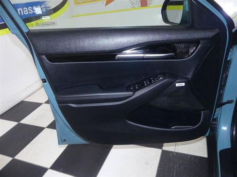 Used 2024 Kia Seltos SX w/ SX Sunroof Package AWD/4WD image 25