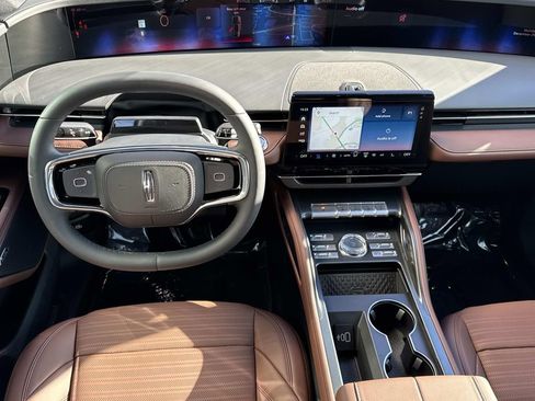 New 2026 Lincoln Nautilus Reserve image 23