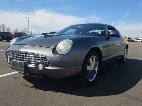 Used 2003 Ford Thunderbird image 4