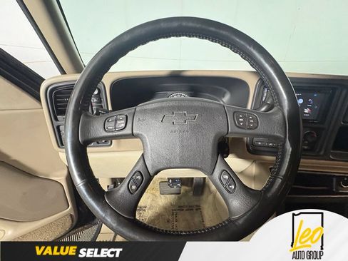 Used 2003 Chevrolet Suburban LT w/ LT Preferred Equipment Group AWD/4WD image 13