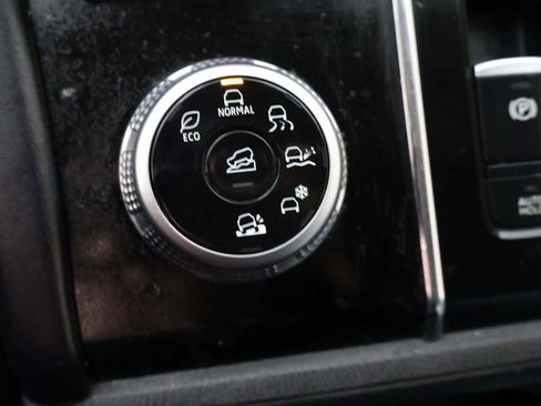 Used 2022 Mitsubishi Outlander ES image 42