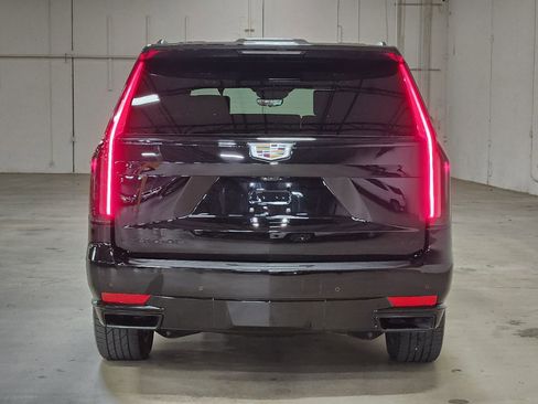 Used 2021 Cadillac Escalade Premium Luxury Platinum image 10